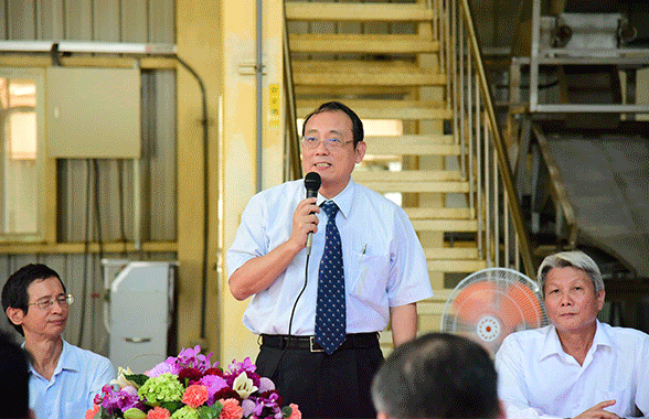 Professor Winton Cheng Among Top Ten Outstanding Agriculturalists