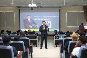 TaiwanICDF Secretary-General Charles C. Li Talks to NPUST Students about International Cooperation