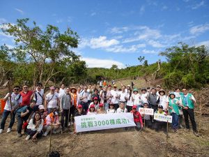 Department of Forestry and Ching Jing Lin Education Foundation Pursue Net Zero through Tree Planting