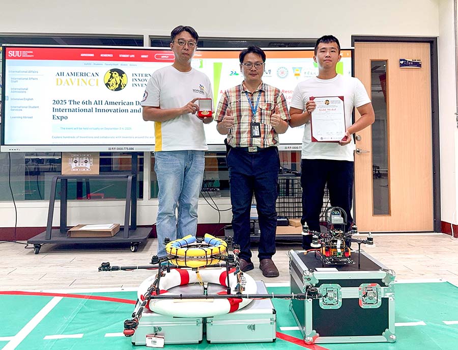 Professor Hsu’s Inter-University Team Wins Gold at DAVINCI for Search and Rescue UAV