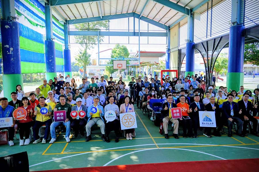 NPUST Hosts Kaohsiung’s Largest Science and Technology Carnival, Bringing Together 45 Institutions