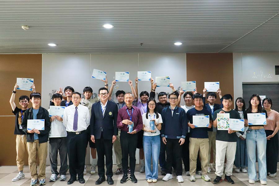 NPUST Faculty and Students Attend SciKU International Camp at Kasetsart University