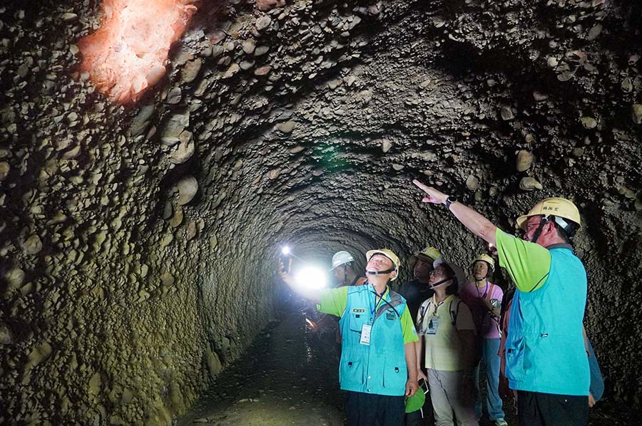 NPUST and Lion Travel Tourism Project Unveils Secret Realms of Liugui and Beyond